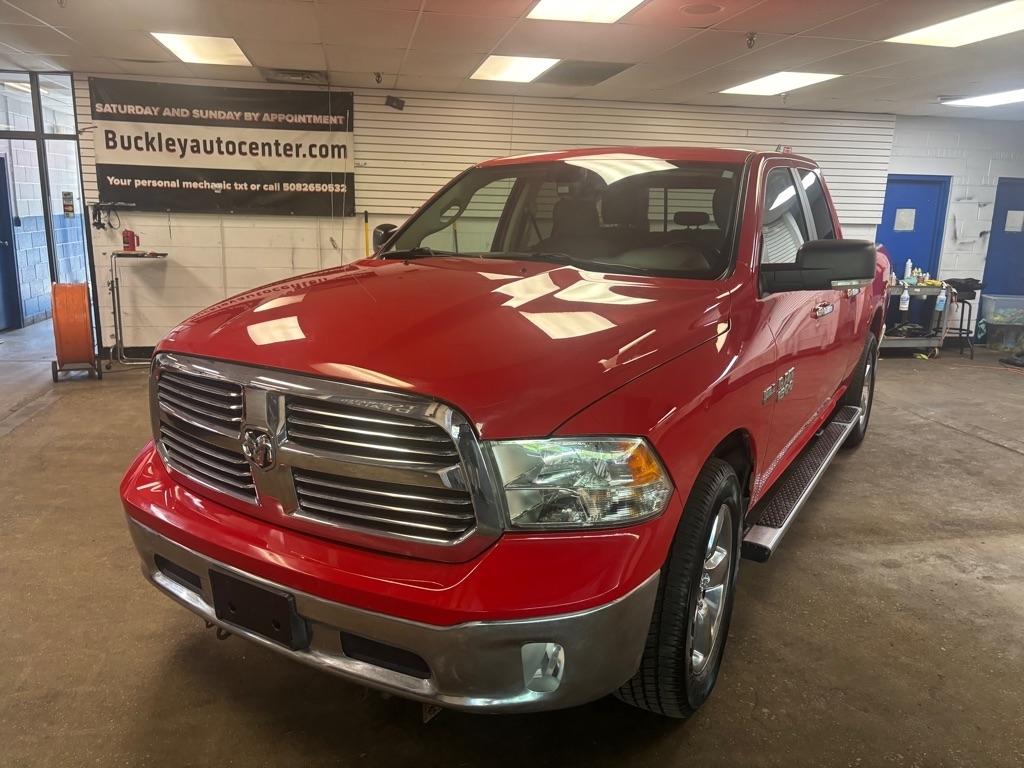 RAM 1500 SLT Quad Cab 4WD 2014