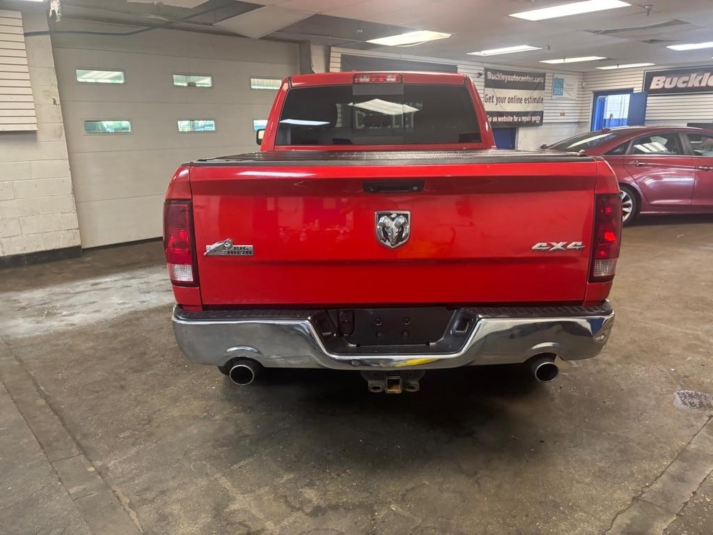 RAM 1500 SLT Quad Cab 4WD 2014