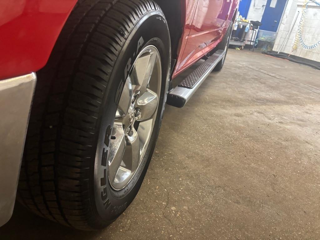 RAM 1500 SLT Quad Cab 4WD 2014