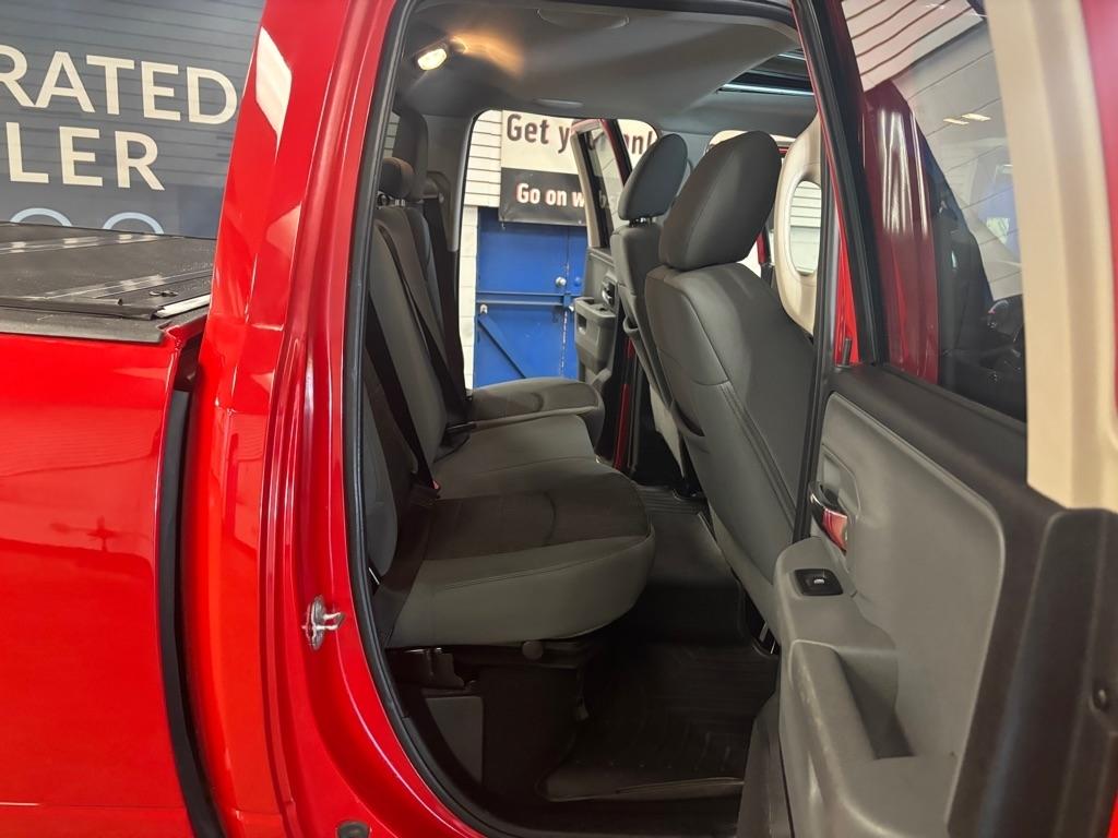 RAM 1500 SLT Quad Cab 4WD 2014