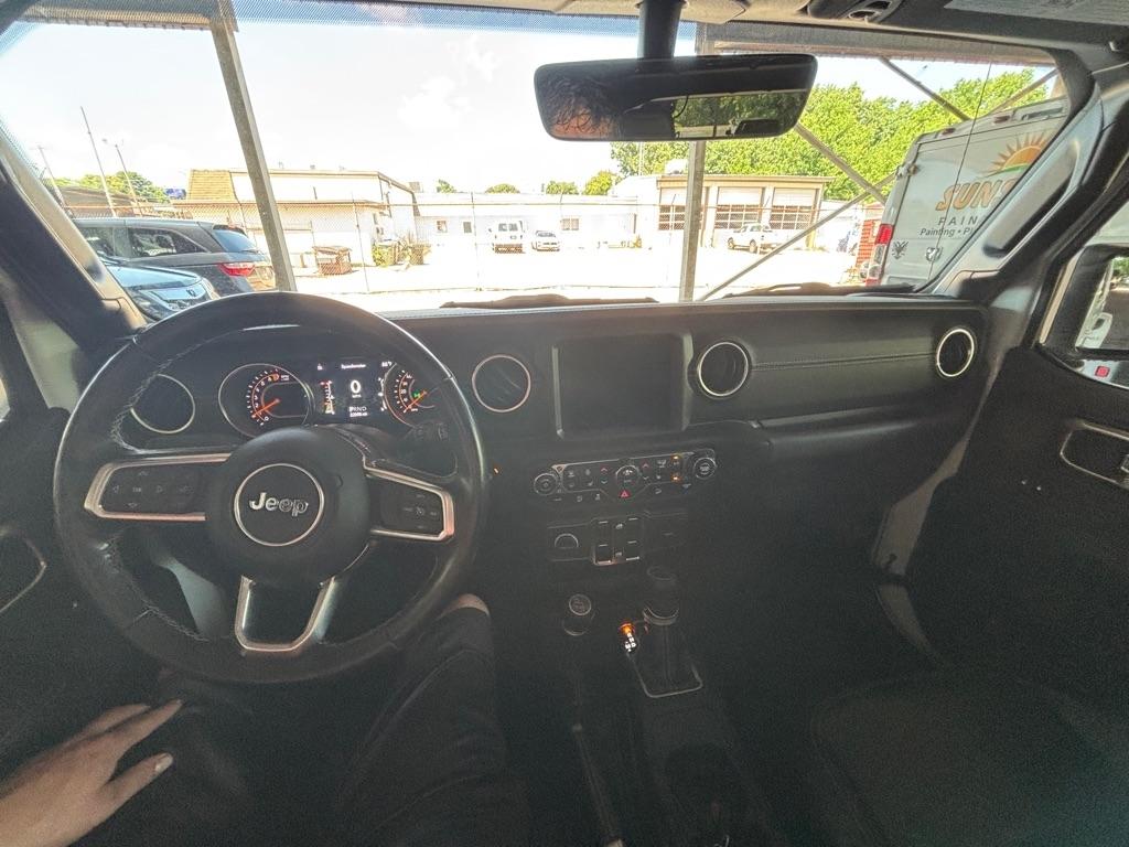 Jeep Wrangler Unlimited Sahara 2020