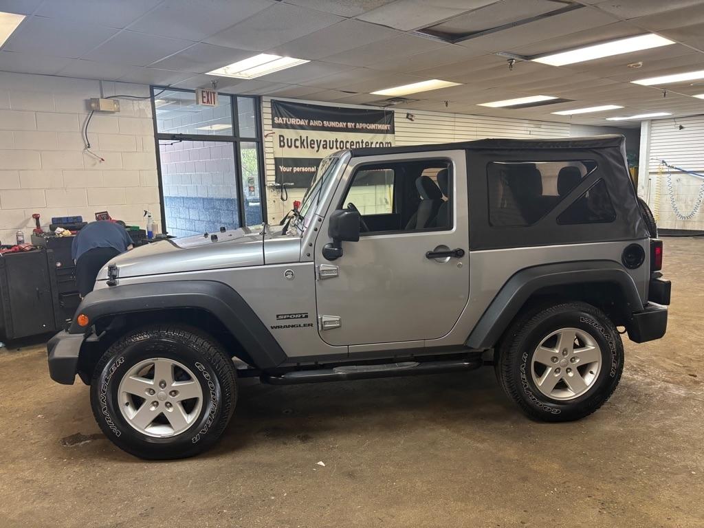 Jeep Wrangler Sport 4WD 2015