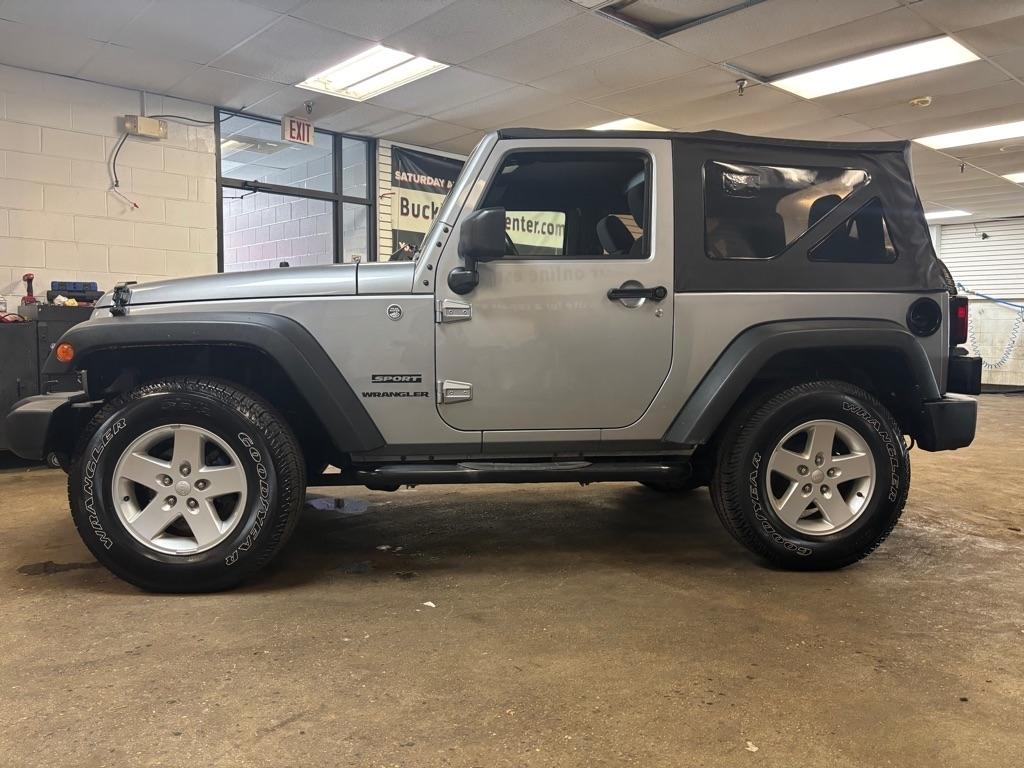 Jeep Wrangler Sport 4WD 2015