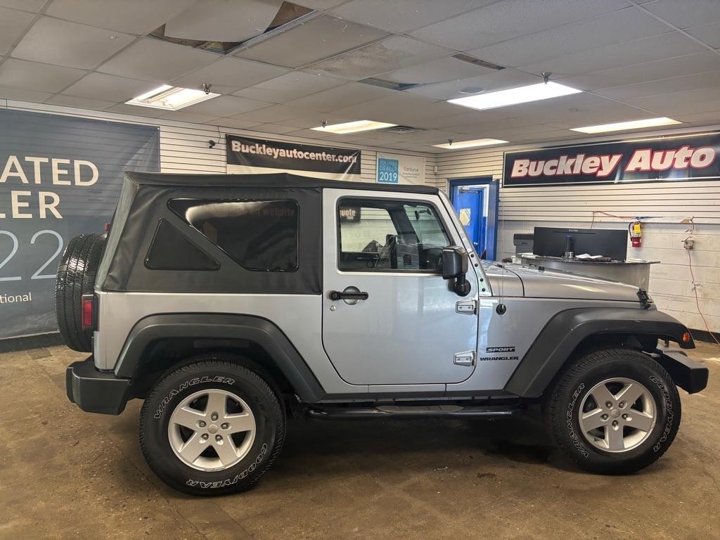 Jeep Wrangler Sport 4WD 2015