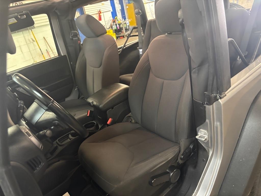 Jeep Wrangler Sport 4WD 2015