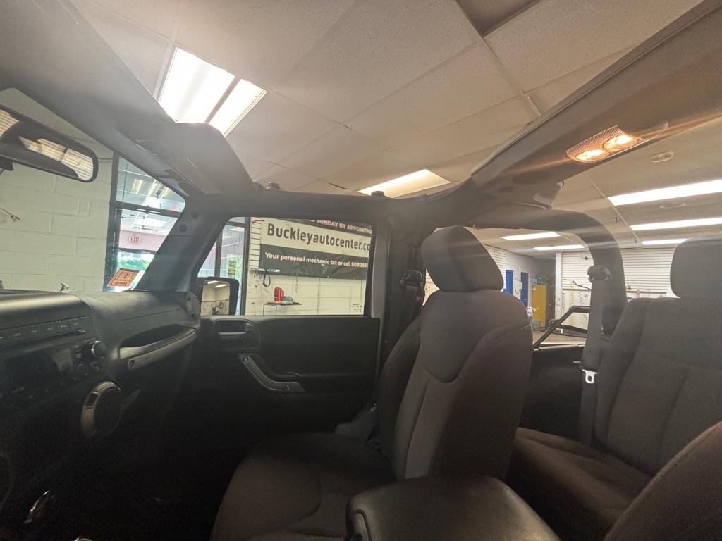Jeep Wrangler Sport 4WD 2015