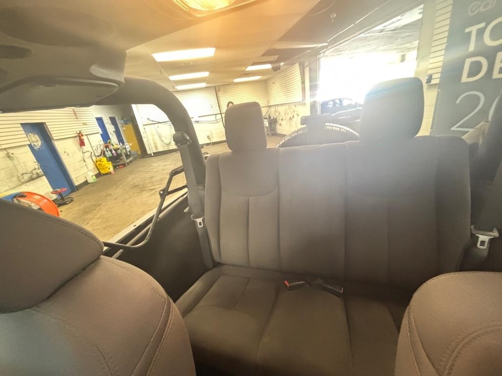 Jeep Wrangler Sport 4WD 2015