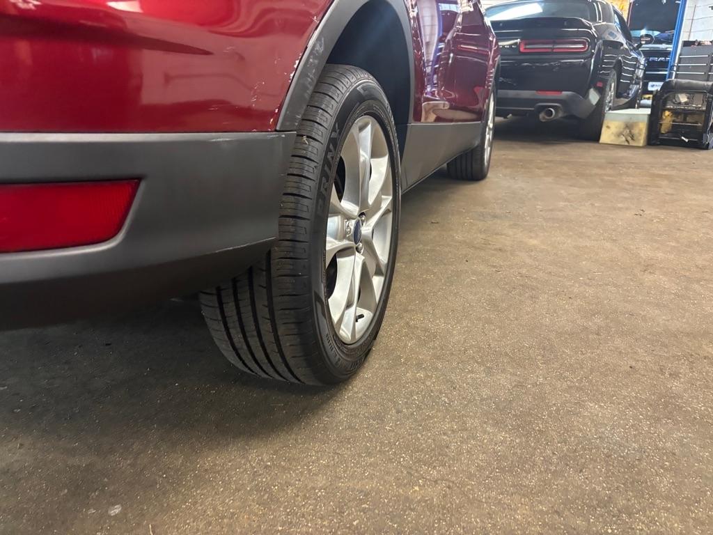 Ford Escape Titanium 4WD 2014