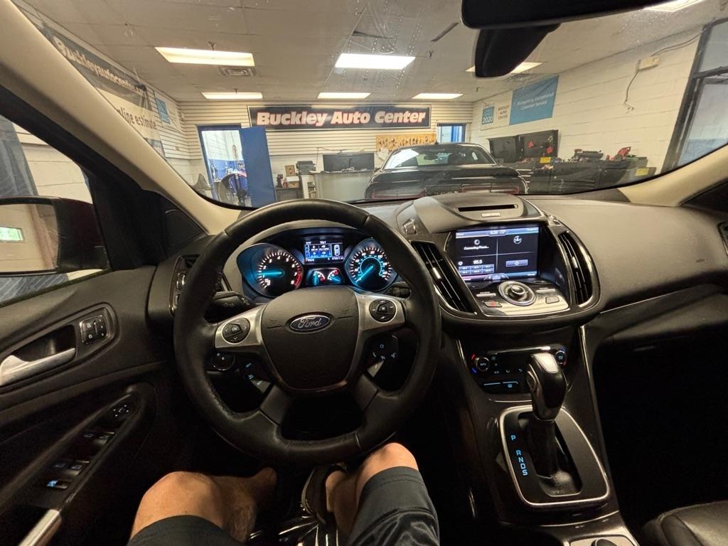 Ford Escape Titanium 4WD 2014