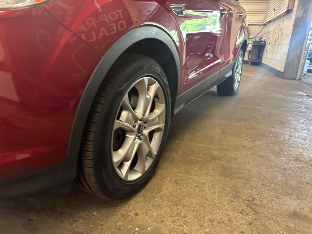 Ford Escape Titanium 4WD 2014