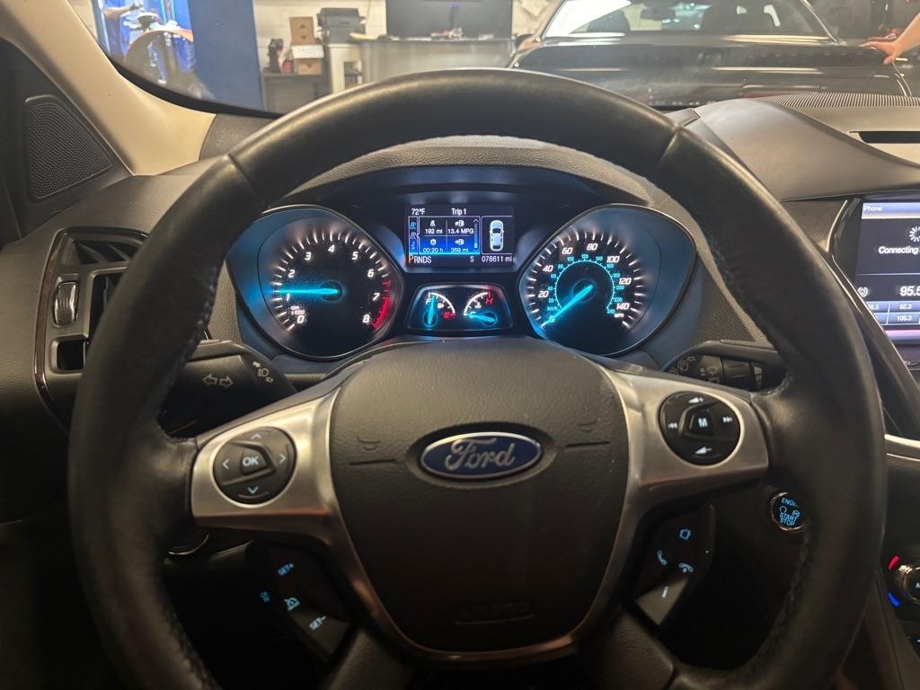 Ford Escape Titanium 4WD 2014