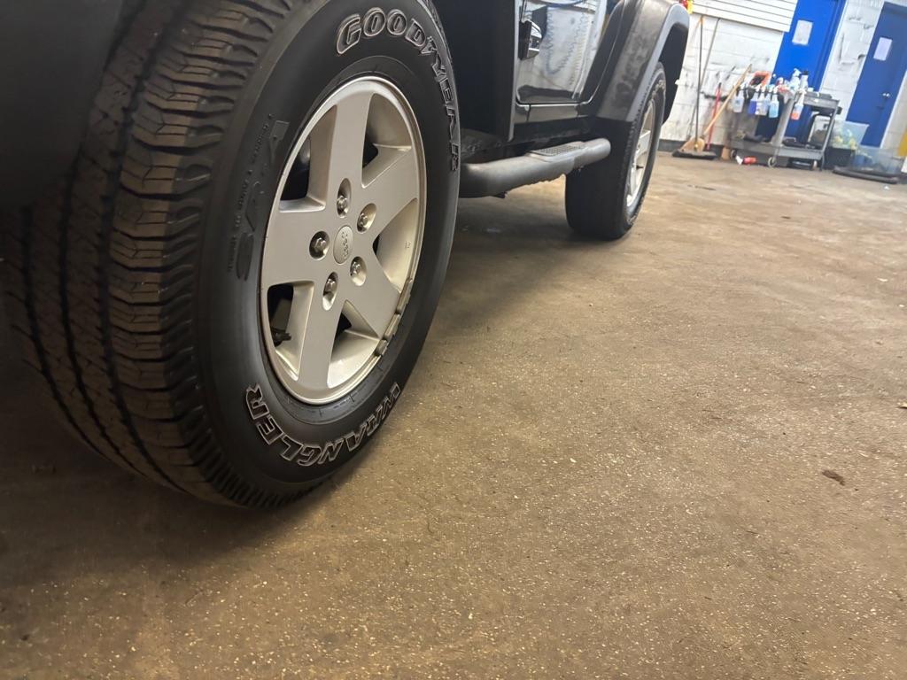 Jeep Wrangler Sport 4WD 2012
