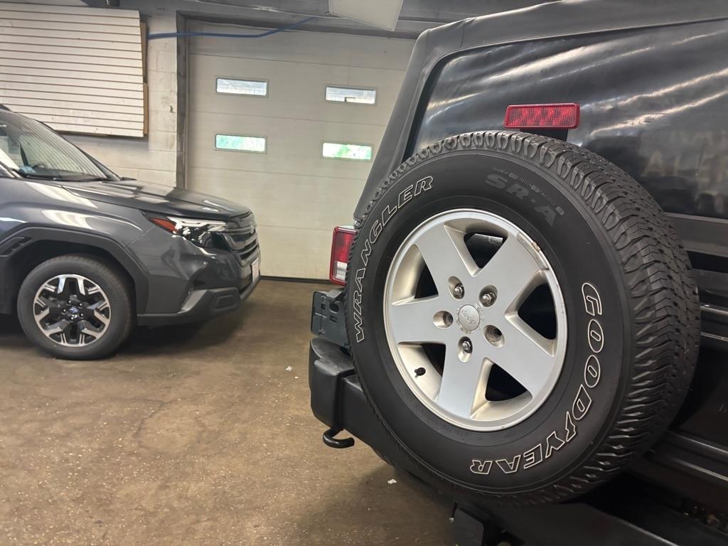 Jeep Wrangler Sport 4WD 2012