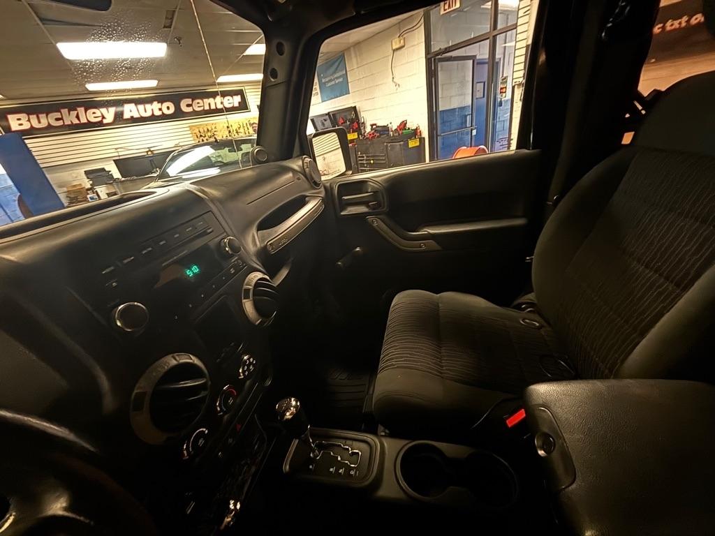 Jeep Wrangler Sport 4WD 2012