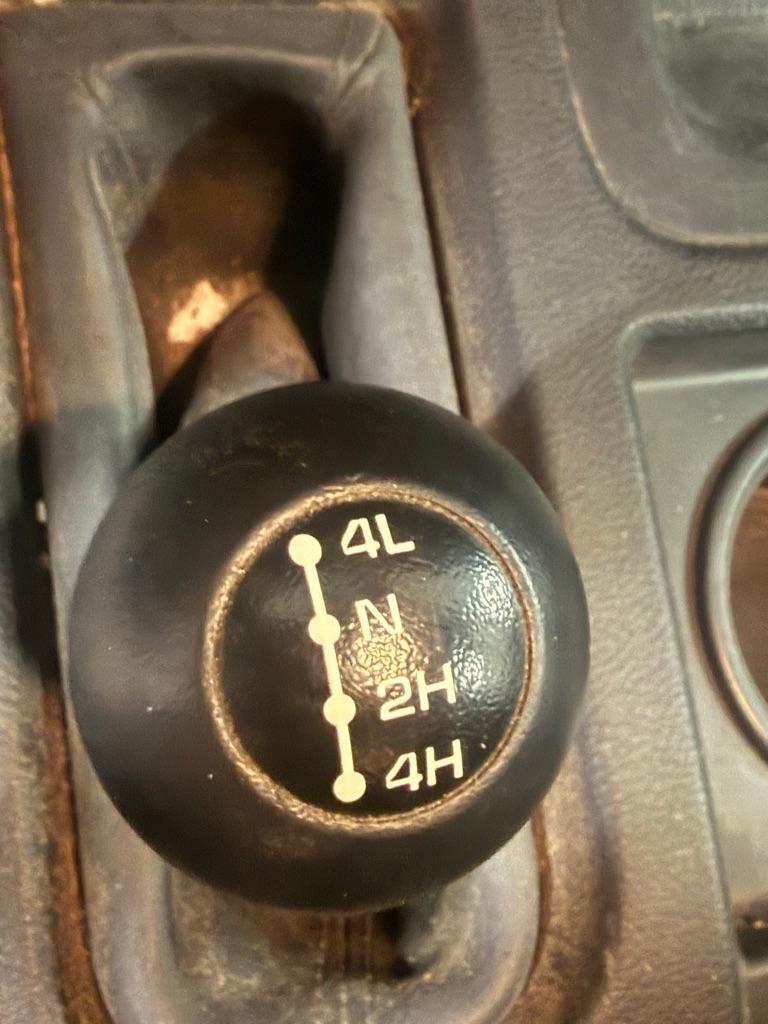 RAM 2500 Tradesman Crew Cab SWB 4WD 2016