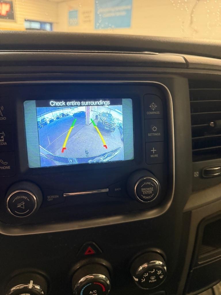 RAM 2500 Tradesman Crew Cab SWB 4WD 2016