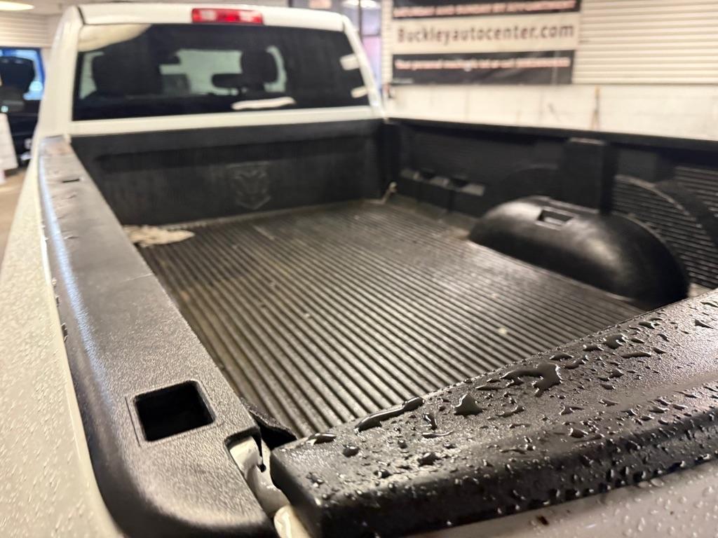 RAM 3500 Tradesman Crew Cab 4WD 2015