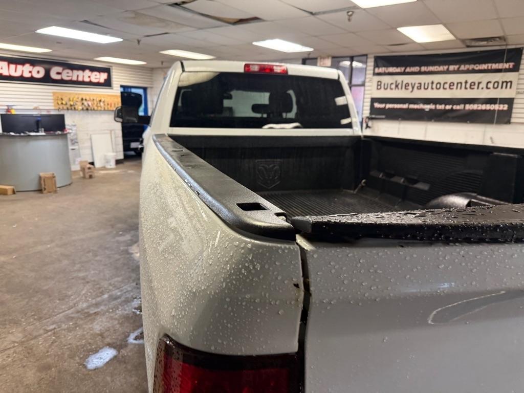 RAM 3500 Tradesman Crew Cab 4WD 2015
