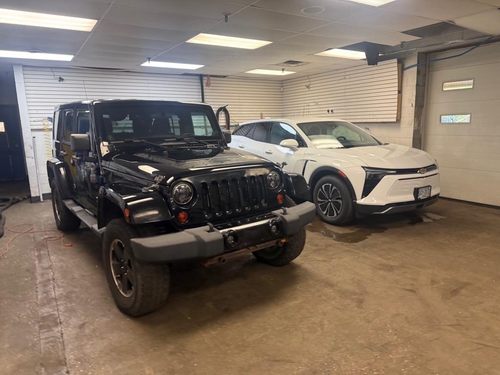 Jeep Wrangler Unlimited Sahara 4WD 2012