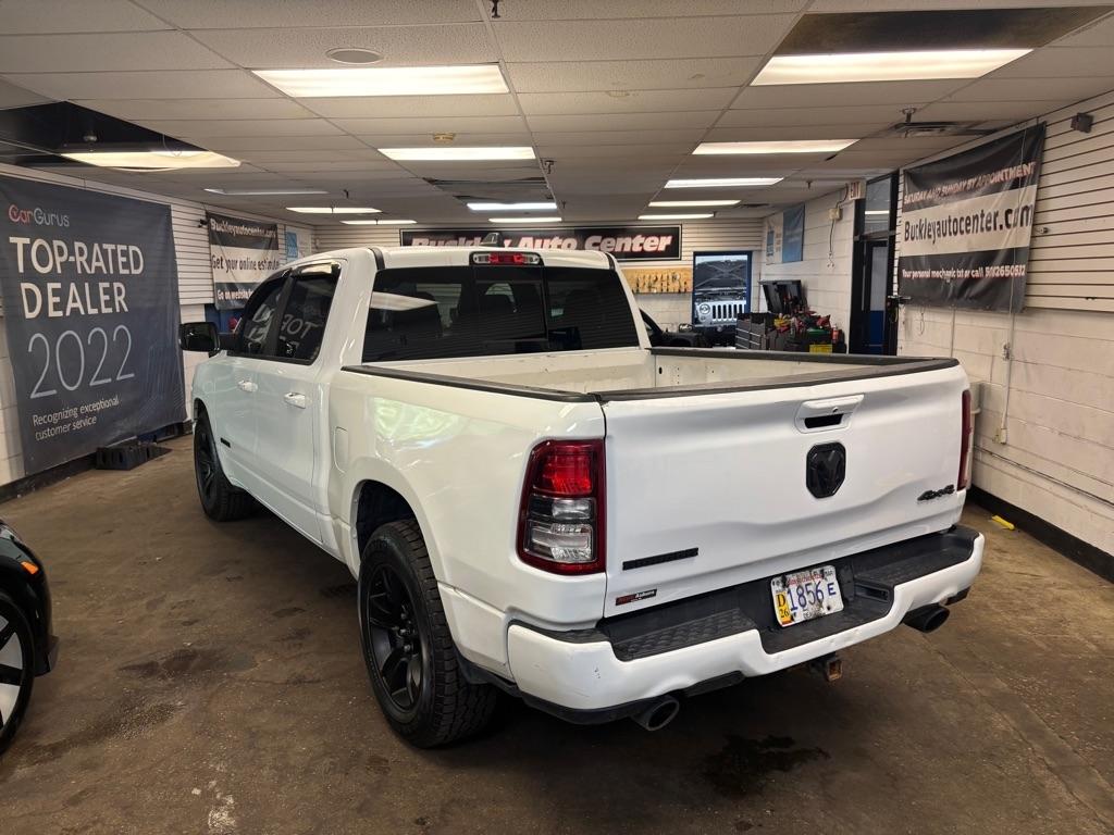 RAM 1500 Big Horn Crew Cab SWB 4WD 2021