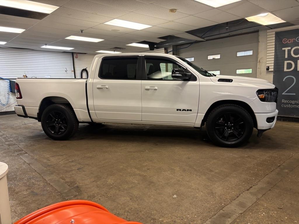 RAM 1500 Big Horn Crew Cab SWB 4WD 2021