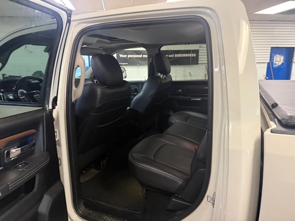 RAM 1500 Laramie Crew Cab SWB 4WD 2018