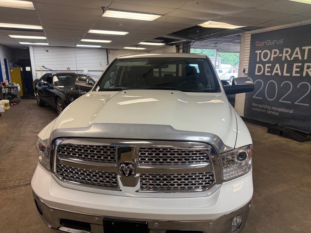 RAM 1500 Laramie Crew Cab SWB 4WD 2018