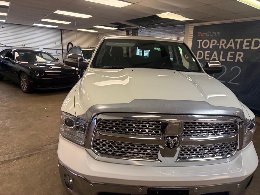 RAM 1500 Laramie Crew Cab SWB 4WD 2018