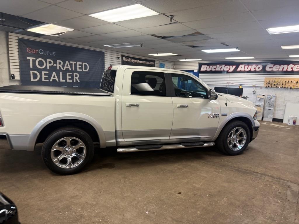 RAM 1500 Laramie Crew Cab SWB 4WD 2018