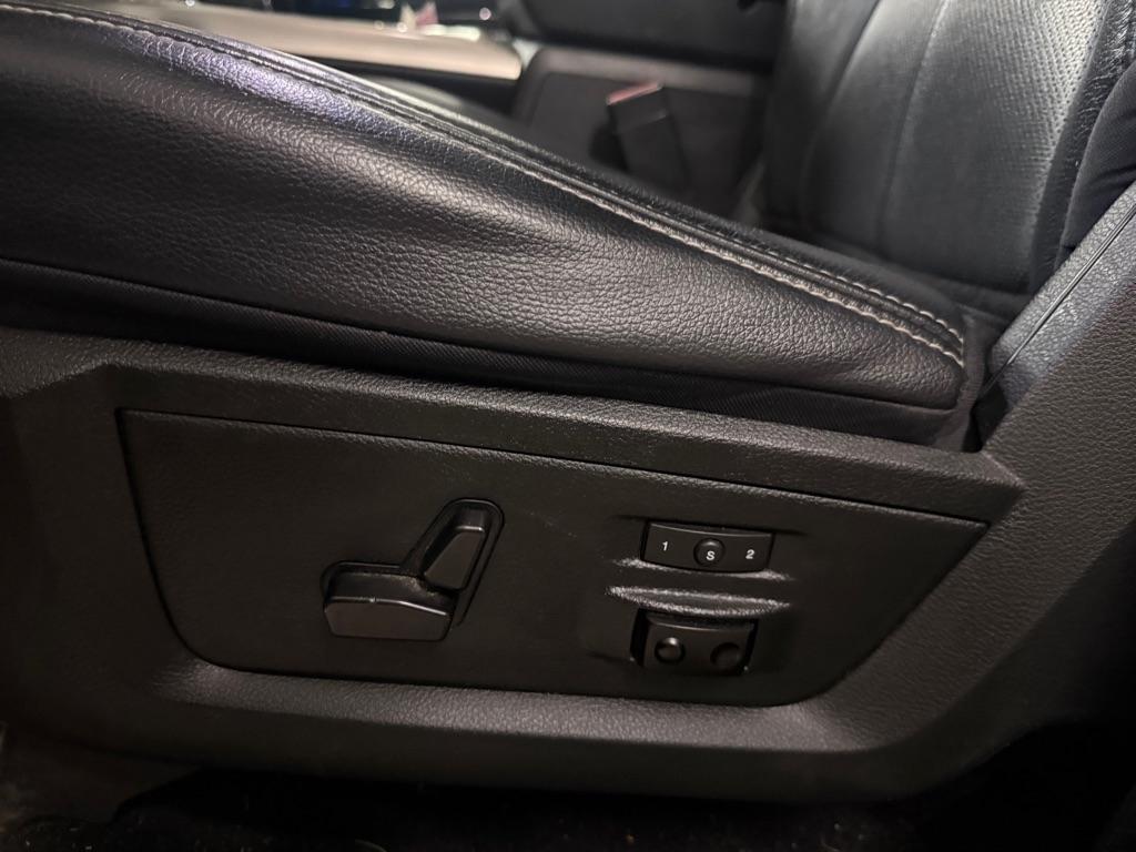 RAM 1500 Laramie Crew Cab SWB 4WD 2018