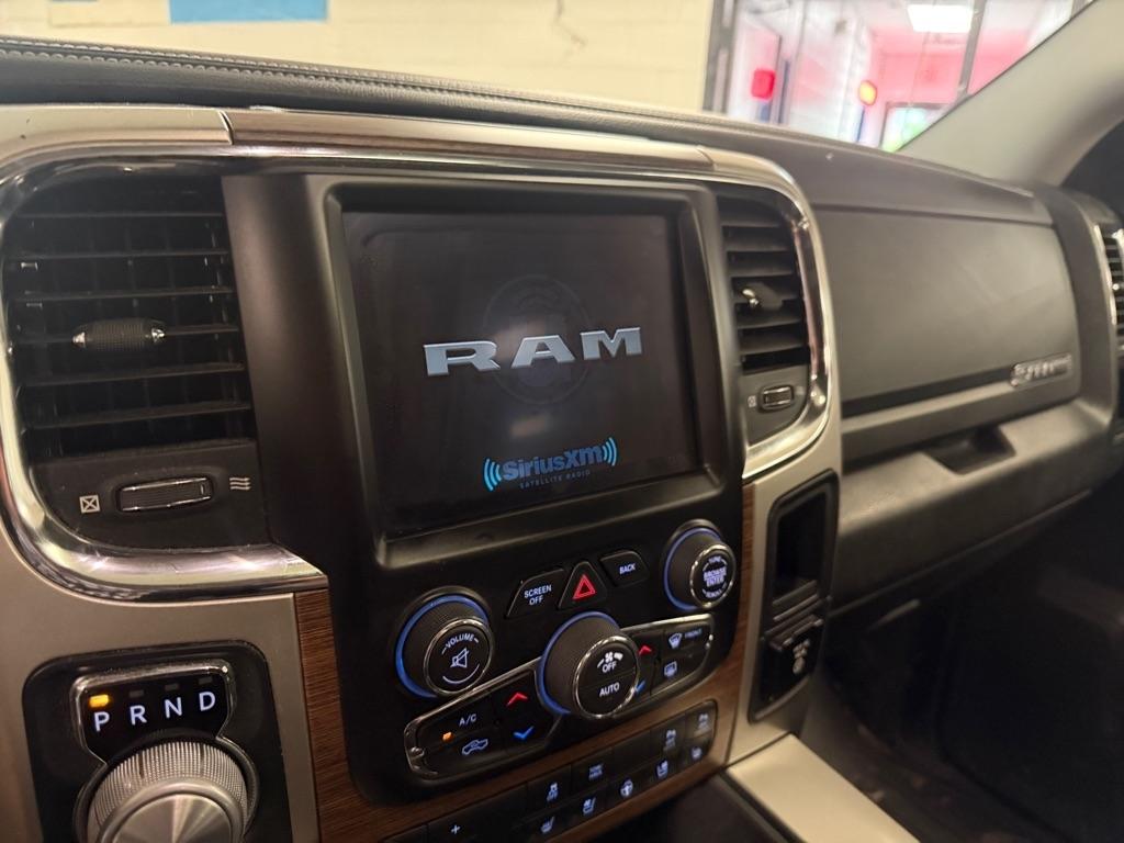 RAM 1500 Laramie Crew Cab SWB 4WD 2018