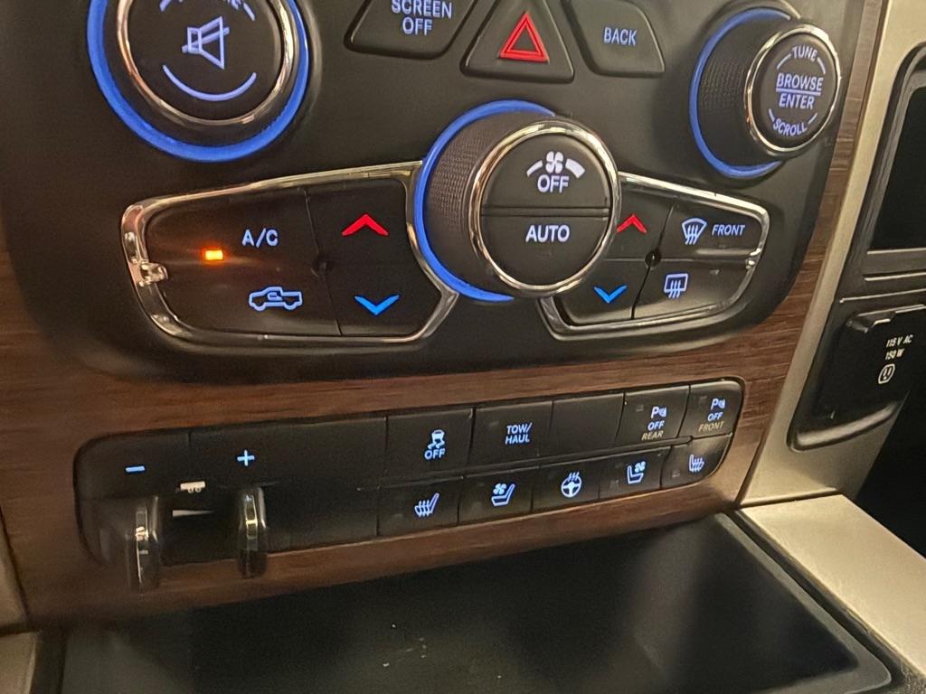 RAM 1500 Laramie Crew Cab SWB 4WD 2018