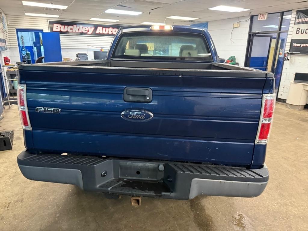 Ford F-150 XL SuperCab 6.5-ft. Bed 4WD 2009