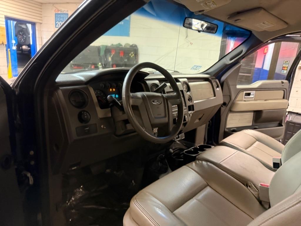 Ford F-150 XL SuperCab 6.5-ft. Bed 4WD 2009