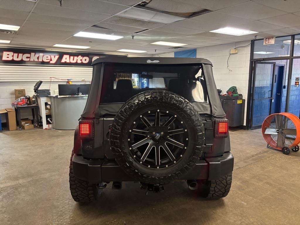 Jeep Wrangler Sport 4WD 2016