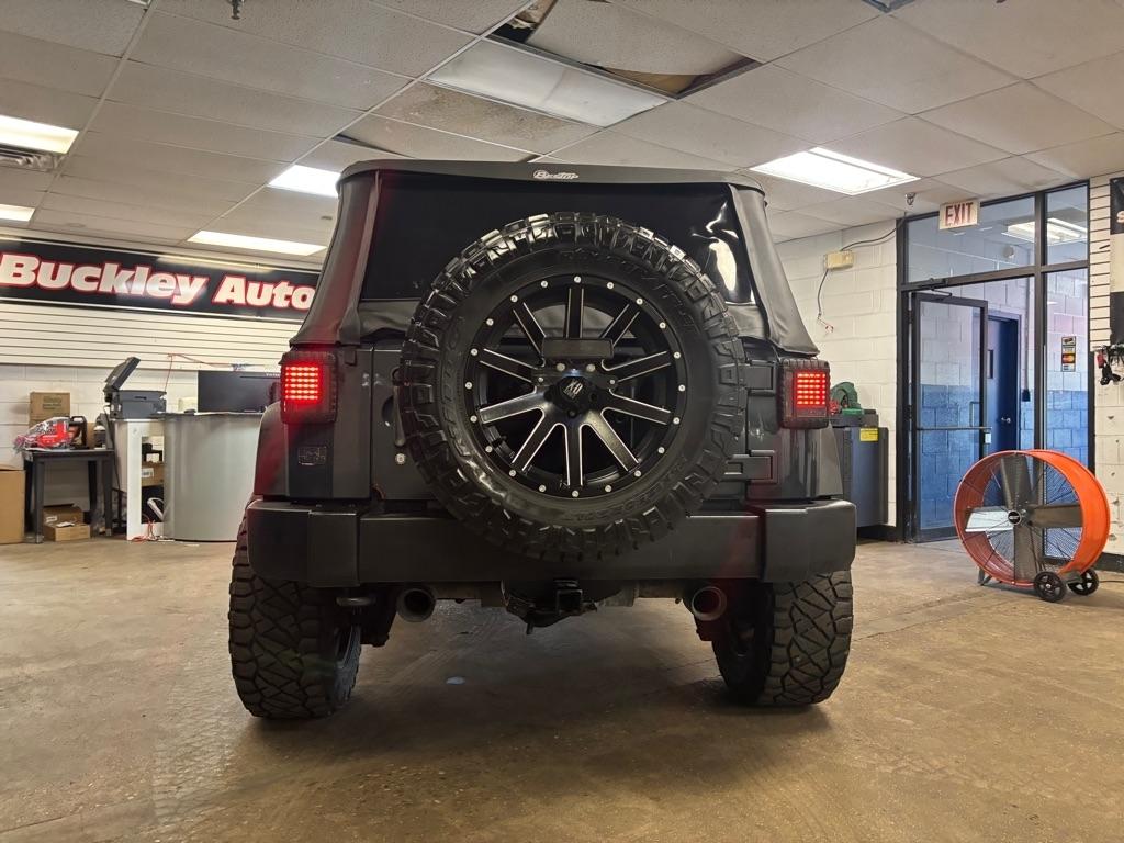 Jeep Wrangler Sport 4WD 2016
