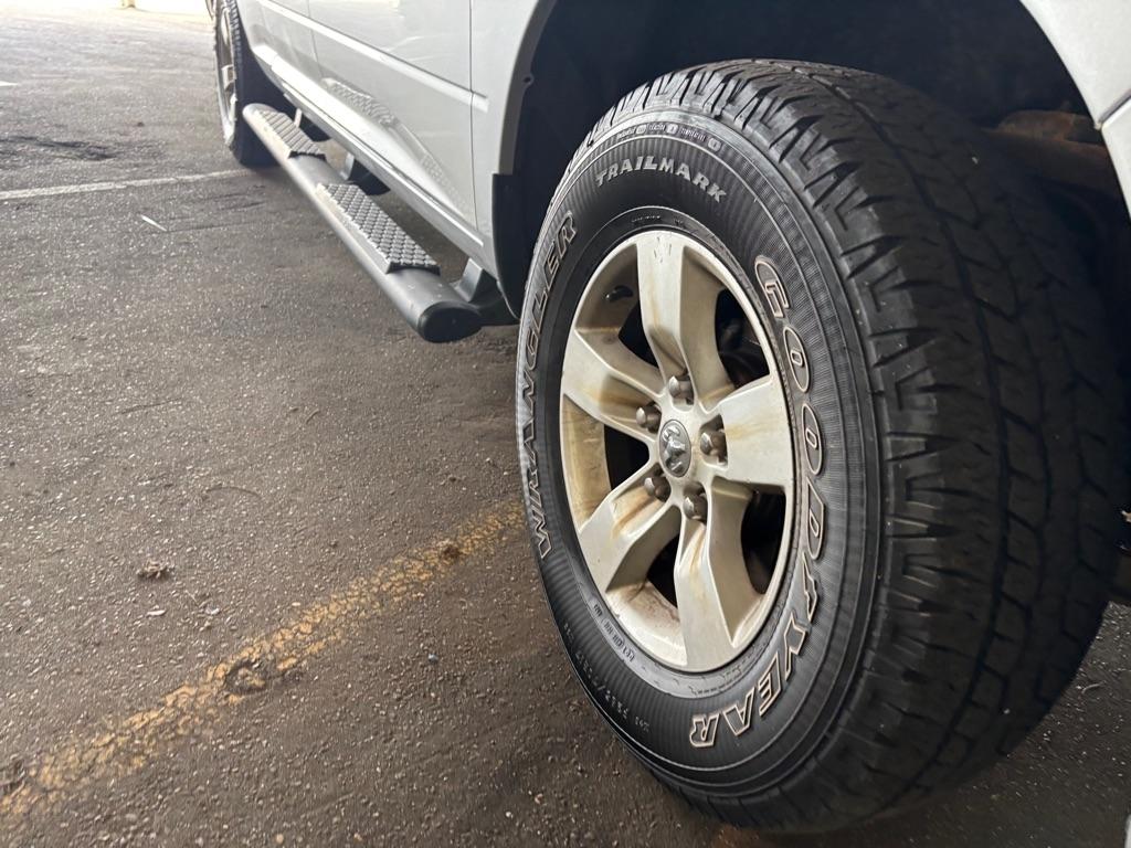 RAM 1500 Tradesman Quad Cab 4WD 2016