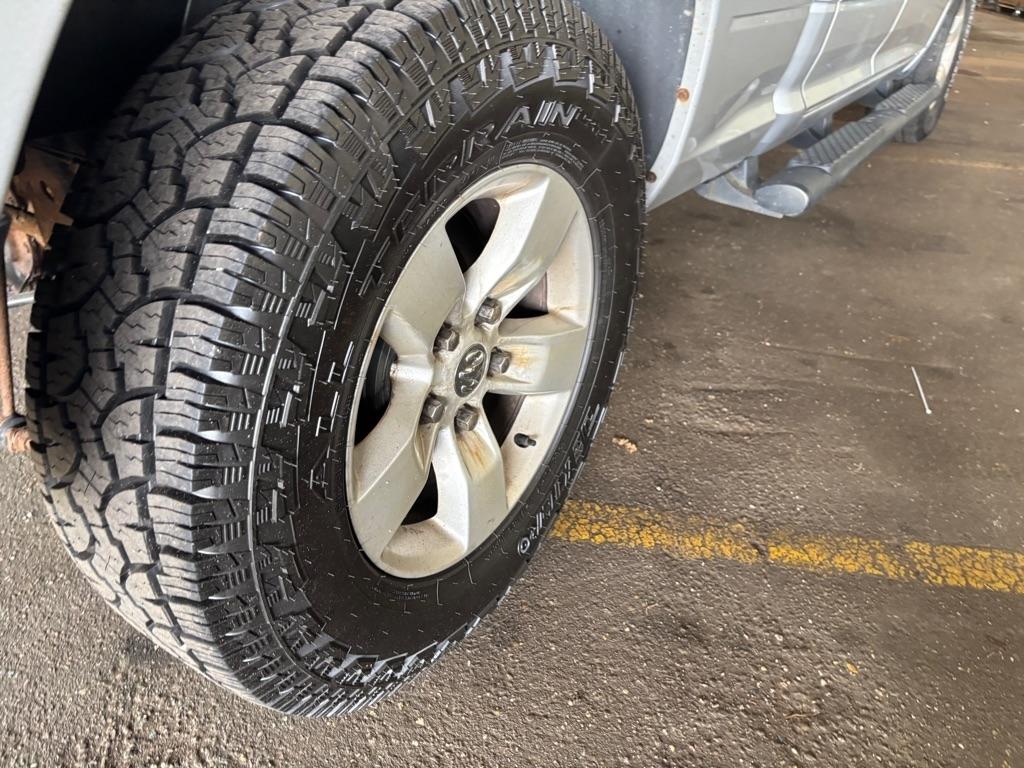 RAM 1500 Tradesman Quad Cab 4WD 2016