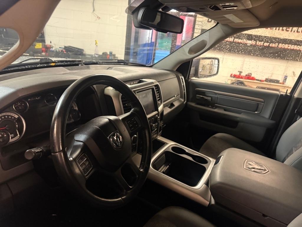 RAM 1500 Classic Tradesman Crew Cab LWB 4WD 2019