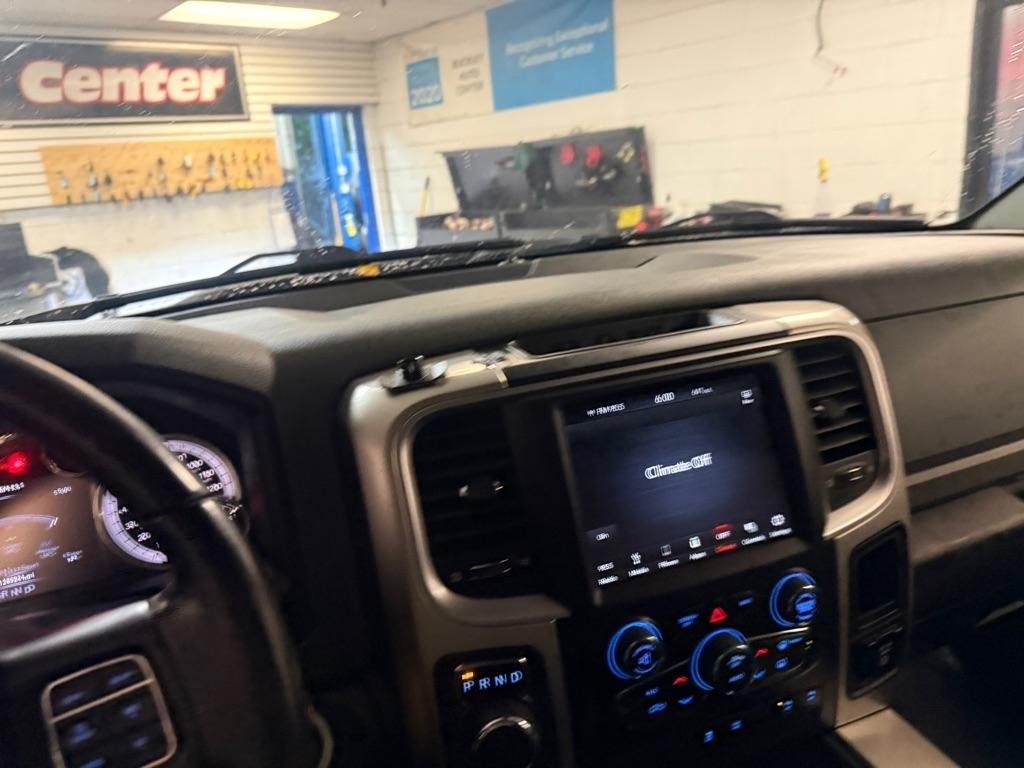 RAM 1500 Classic Tradesman Crew Cab LWB 4WD 2019