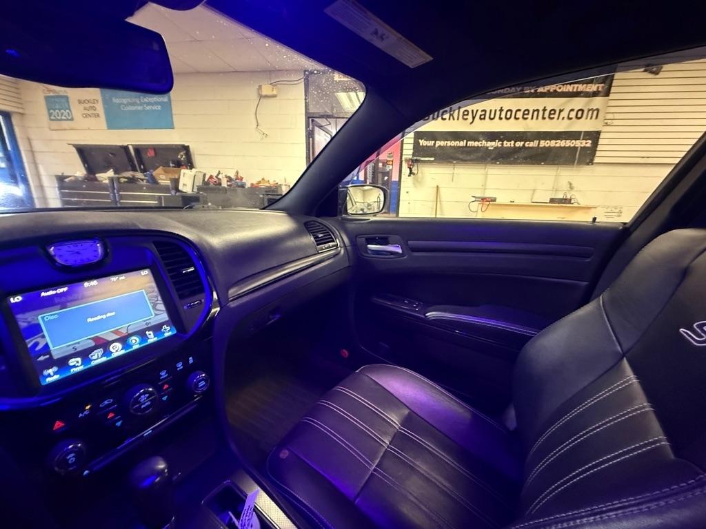 Chrysler 300 S V8 AWD 2012
