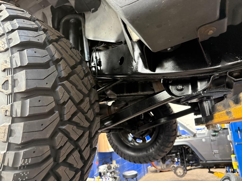 Jeep Wrangler Sahara 4WD 2013