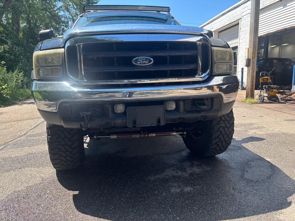 Ford F-350 SD XL Crew Cab 4WD 2004