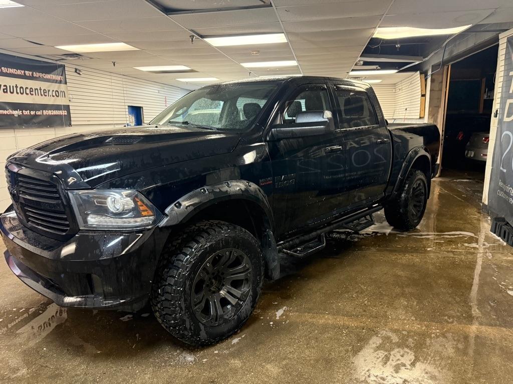 RAM 1500 Sport Crew Cab SWB 4WD 2013