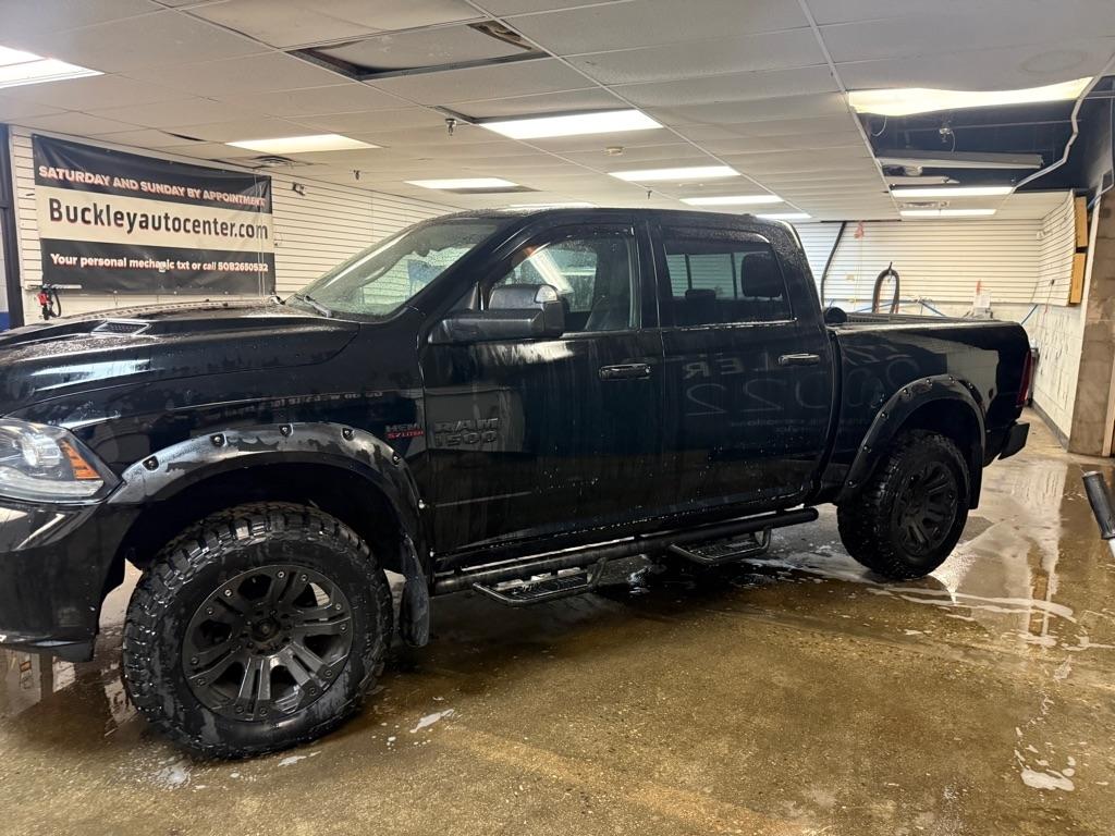 RAM 1500 Sport Crew Cab SWB 4WD 2013