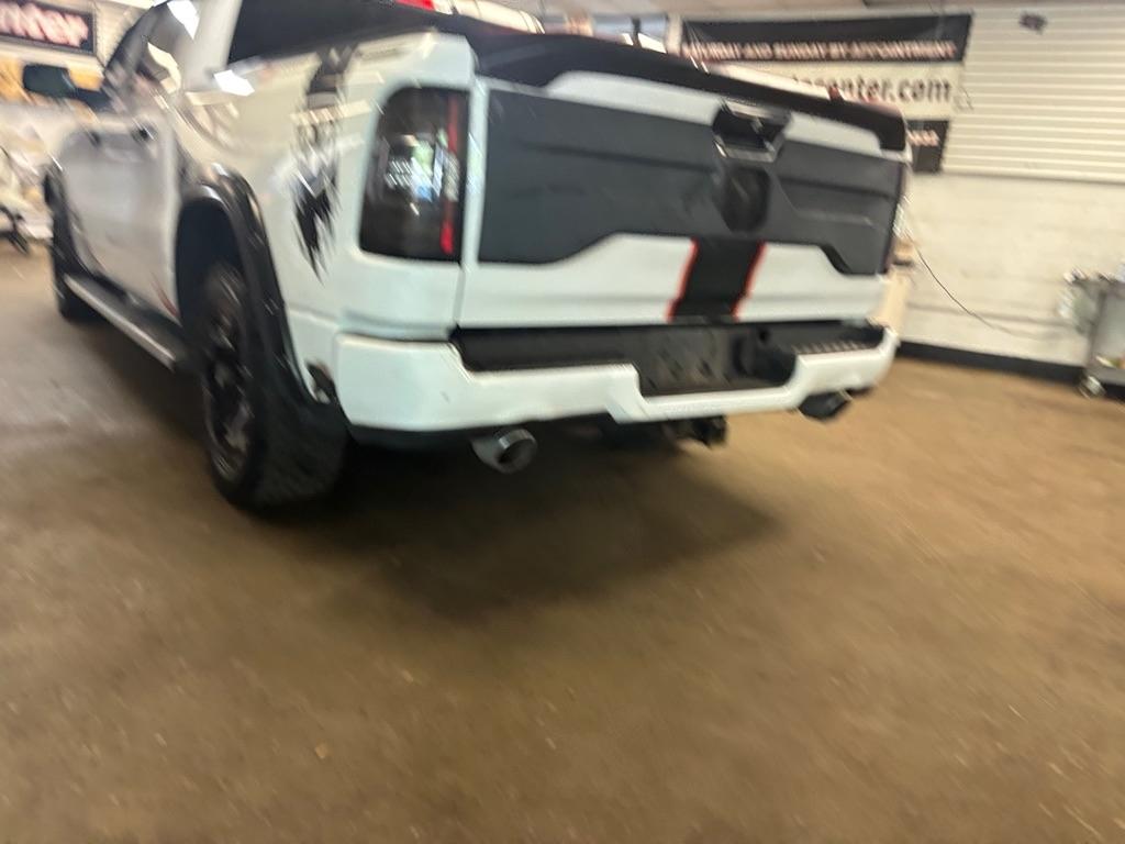 RAM 1500 Big Horn Crew Cab SWB 4WD 2019