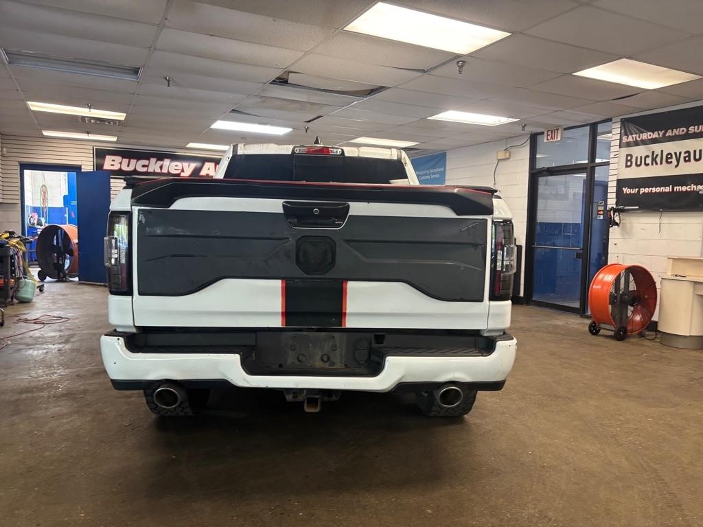RAM 1500 Big Horn Crew Cab SWB 4WD 2019