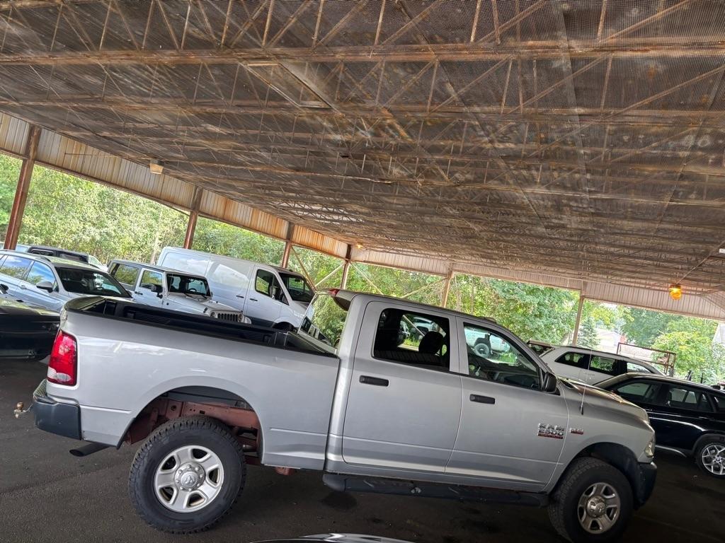 RAM 2500 Tradesman Crew Cab SWB 4WD 2015