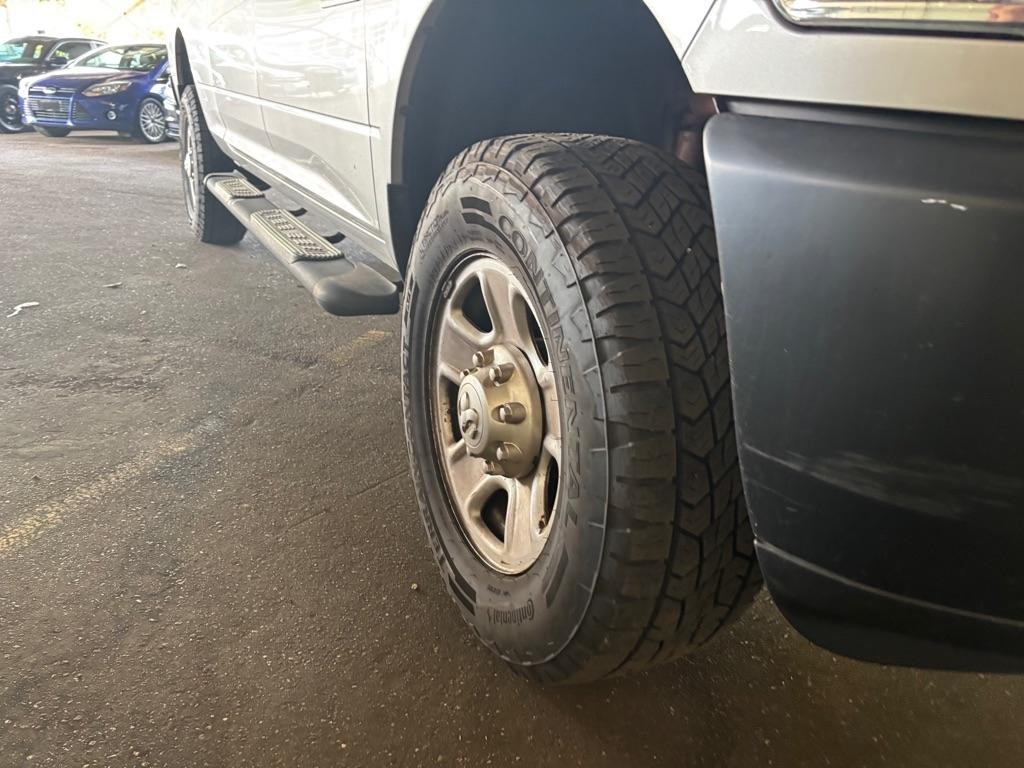 RAM 2500 Tradesman Crew Cab SWB 4WD 2015