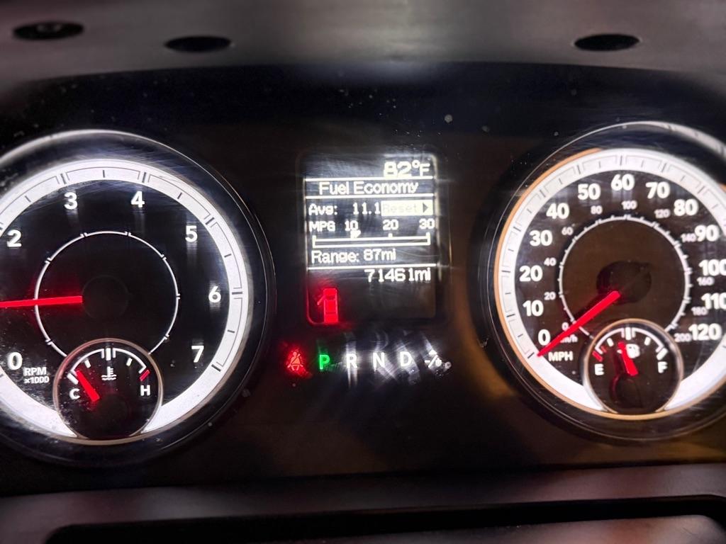 RAM 2500 Tradesman Crew Cab SWB 4WD 2015
